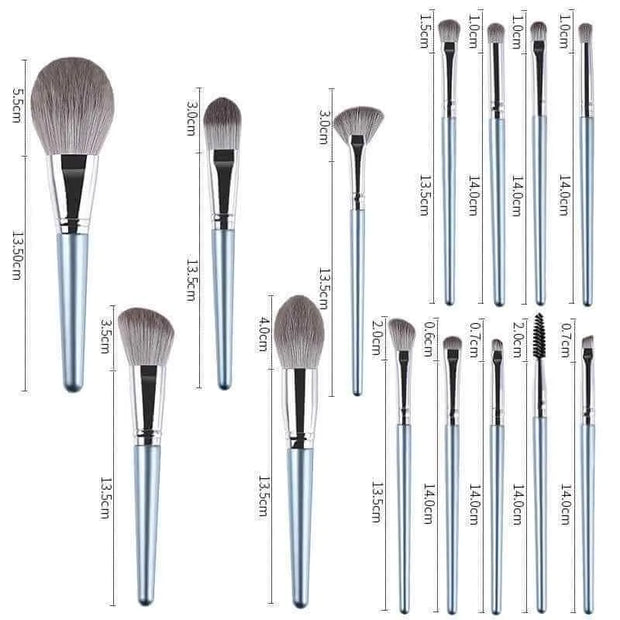 14 Piece Wooden Handle Makeup Brush Set | Soft Makeup Brush Set