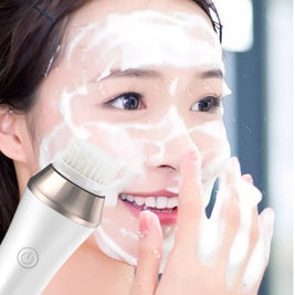 Rotating Pore Cleansing Brush | Rechargeable Face Wash Brush