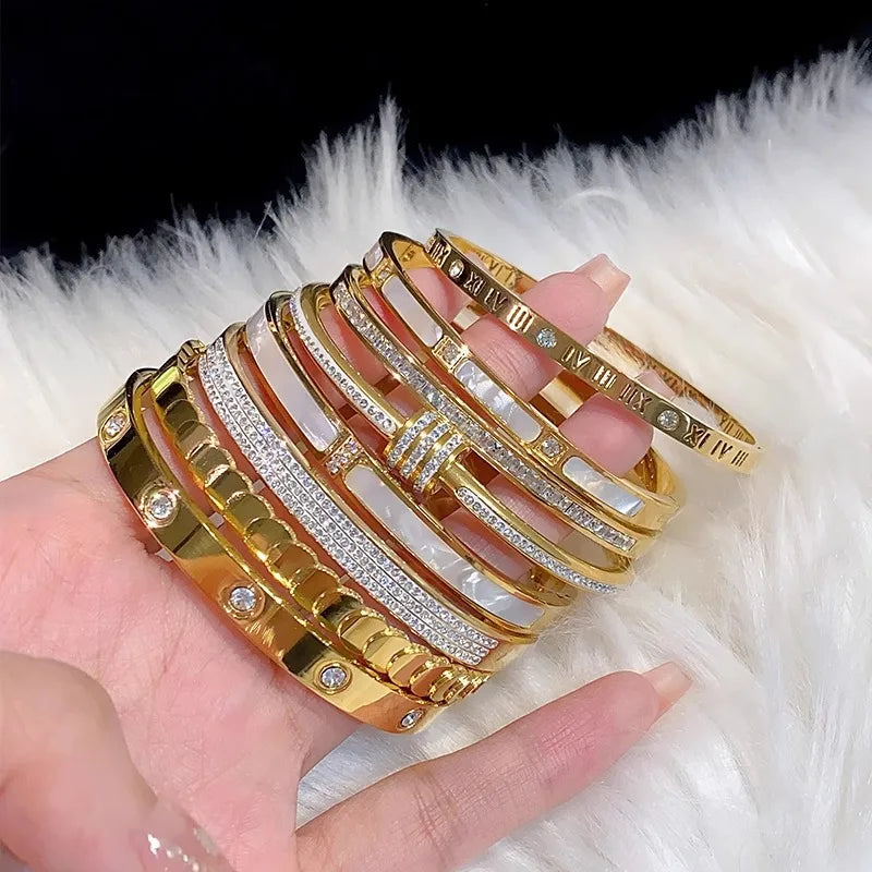 Elegant 8-piece Stainless Steel Bracelet Set With Rhinestone Embellishments, A Stylish Combination For Everyday Wear And Holiday
